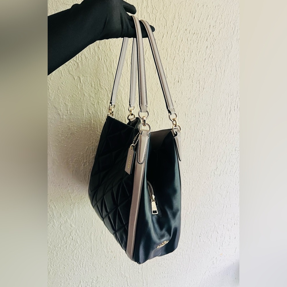 Coach Phoebe Quilted Leather Shoulder Bag - Picture 4 of 13